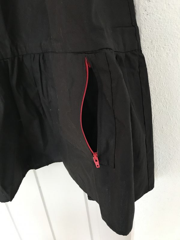 Underskjørt bunad sort