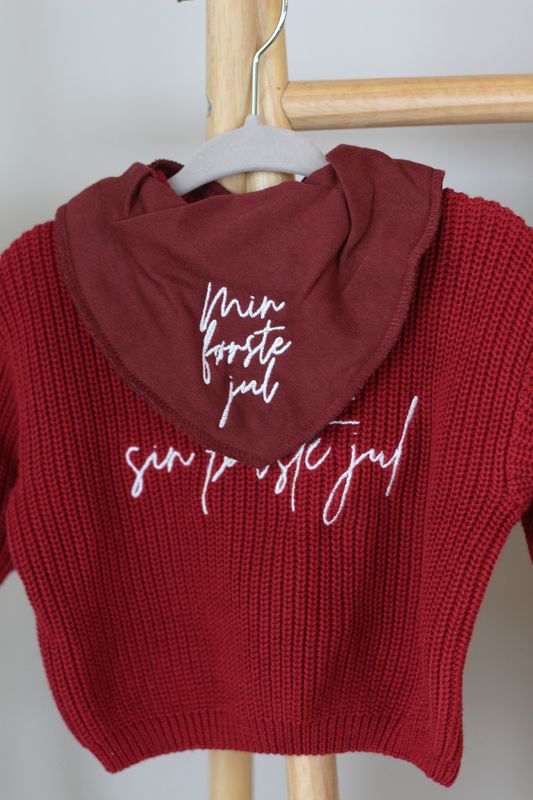 Min første jul smekke - new maroon